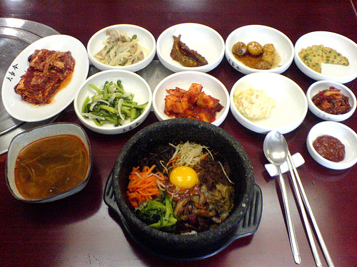 409088540_76d959ce_korean-food.jpg